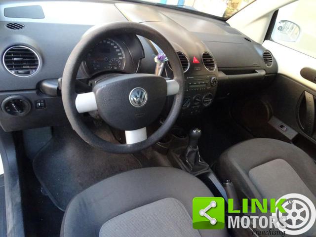 VOLKSWAGEN NEW BEETLE 1.6 CABRIO 102 CV - foto 11