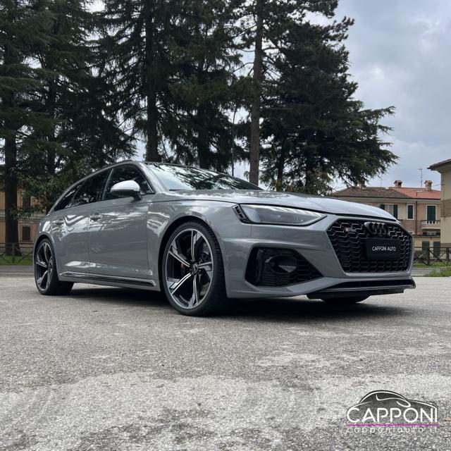 AUDI RS4 4 AVANT