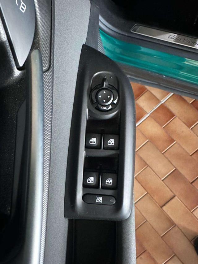 ALFA ROMEO TONALE PHEV 280CV Q4 VELOCE - foto 21