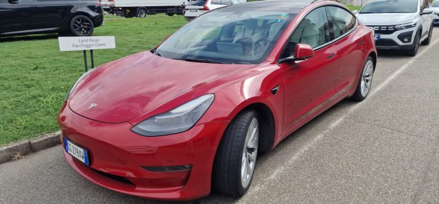 TESLA Model 3 Rosso metallizzato