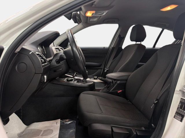 BMW 116 I 5P. - foto 11