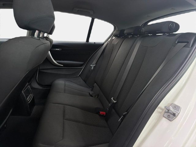 BMW 116 I 5P. - foto 12