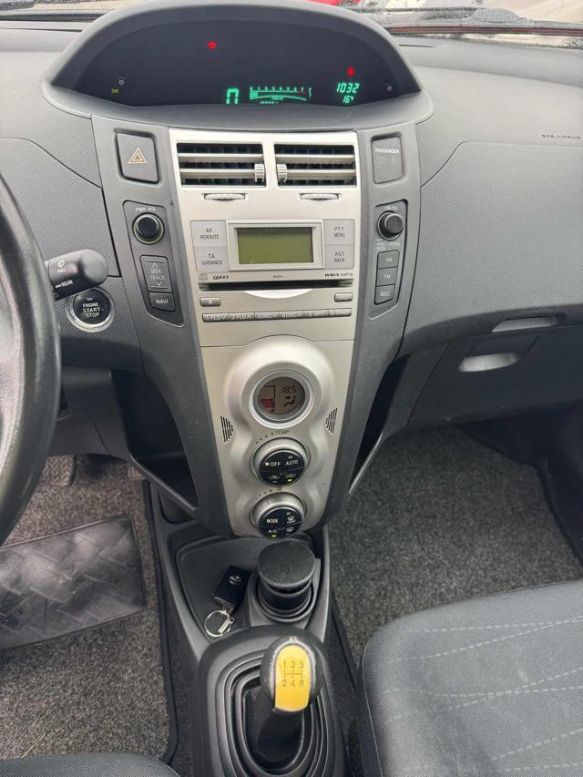 TOYOTA YARIS 1.0 5 PORTE SOL - foto 13