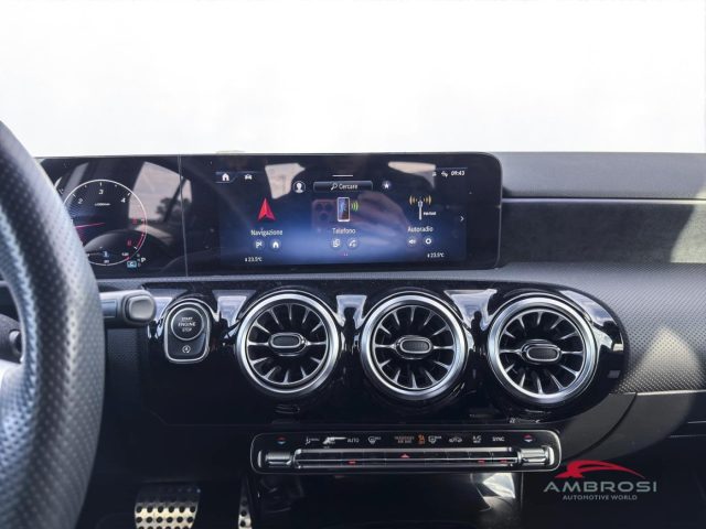 MERCEDES-BENZ A 180 180 D AMG LINE ADVANCED PLUS AUT - foto 15