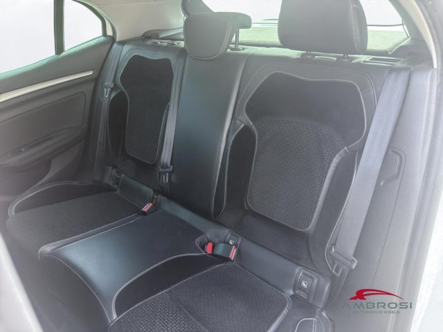 RENAULT MEGANE DCI 8V 110 CV EDC ENERGY INTENS - foto 10