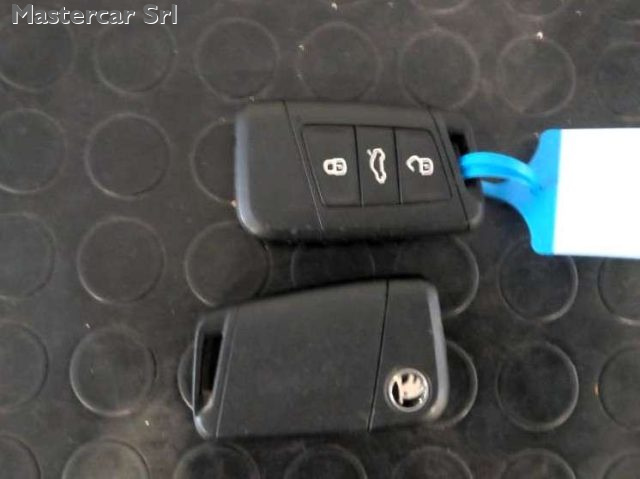SKODA KAROQ KAROQ  2.0 TDI EVO EXECUTIVE 115 - foto 14