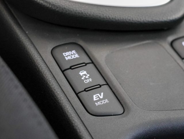TOYOTA YARIS 1.5 HYBRID 116CV 5 PORTE *PROMO  - foto 26