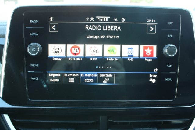 VOLKSWAGEN T-ROC 2.0 TDI SCR 150 CV DSG R-LINE - foto 17