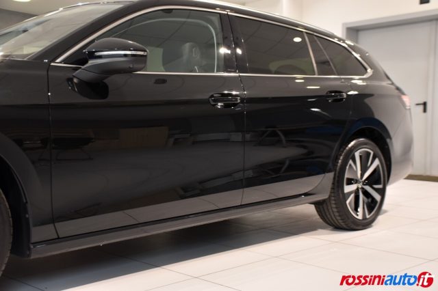 VOLKSWAGEN PASSAT 1.5 ETSI 150 CV DSG BUSINESS + M - foto 34
