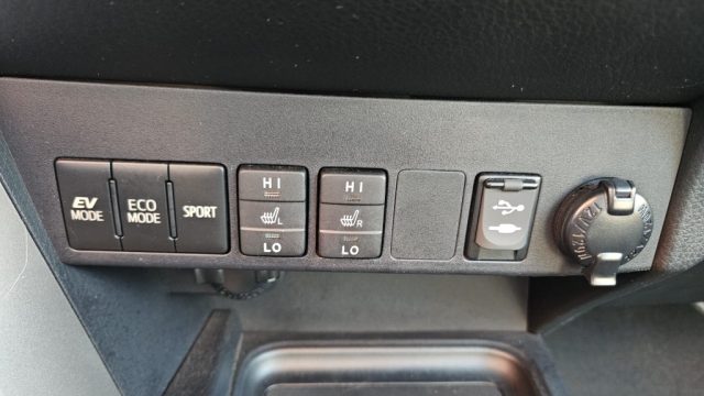 TOYOTA RAV 4 MY23 RAV4 2.5 HYBRID 2WD EXCLUSIVE - foto 9