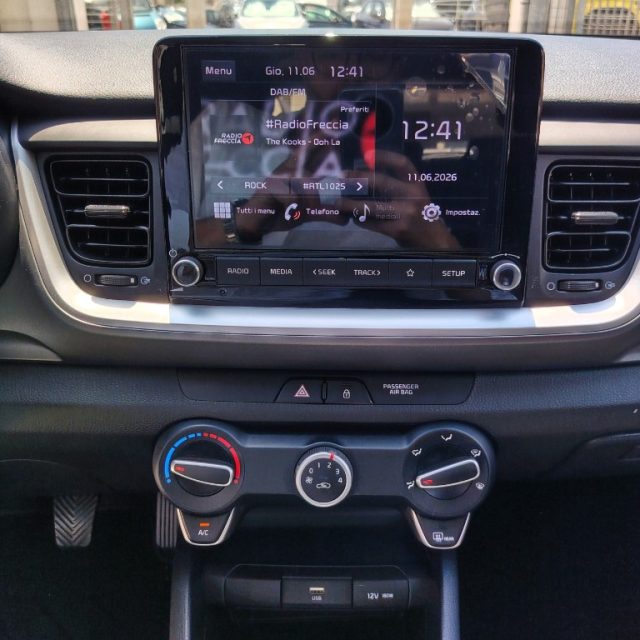 KIA STONIC 1.0 T-GDI MHEV IMT STYLE - foto 7