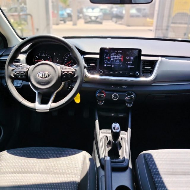 KIA STONIC 1.0 T-GDI MHEV IMT STYLE - foto 6