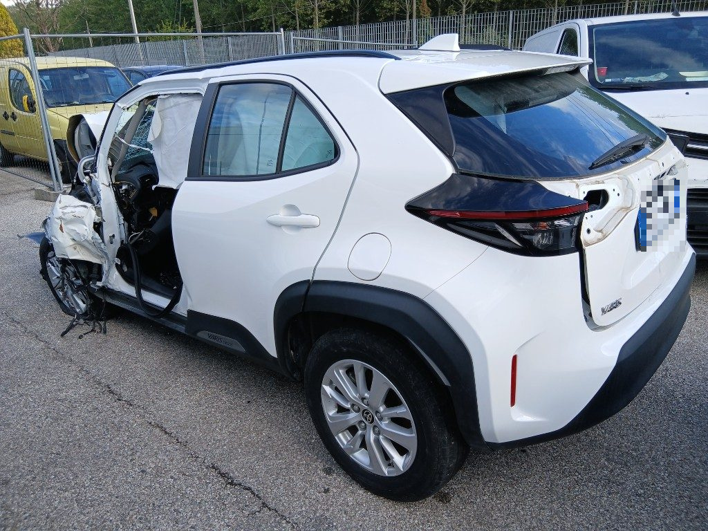 Immagine di TOYOTA Yaris Cross 1.5 Hybrid 130 CV 5p. VAN del 10/2024 km 28883