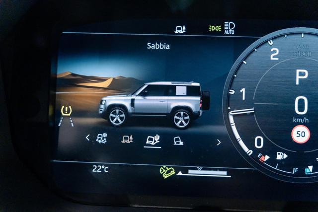 LAND ROVER DEFENDER 90 3.0D I6 MHEV X-DYNAMIC SE AWD - foto 25