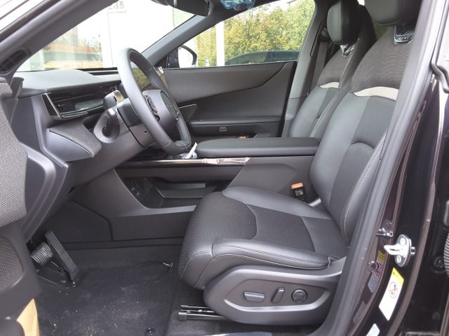 MAZDA CX-6E 78KWH STANDARD RANGE 258CV TAKUM - foto 6