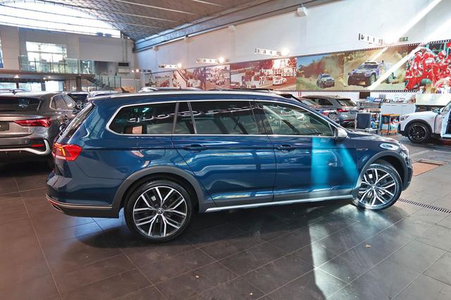 VOLKSWAGEN PASSAT ALLTRACK 2.0 TDI 200CV 4MOTION DSG - foto 11