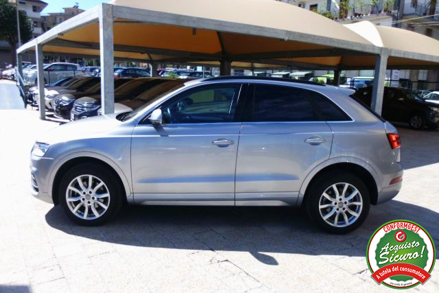 AUDI Q3 2.0 TDI 120 CV S TRONIC SPORT - foto 4
