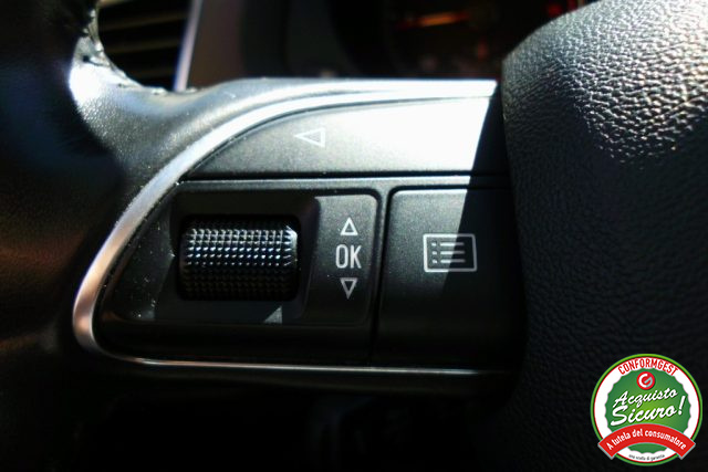 AUDI Q3 2.0 TDI 120 CV S TRONIC SPORT - foto 24