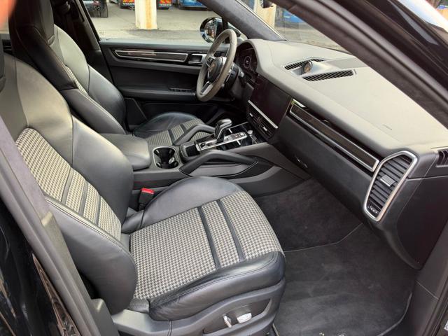 PORSCHE CAYENNE COUPÉ 3.0 V6 - foto 12