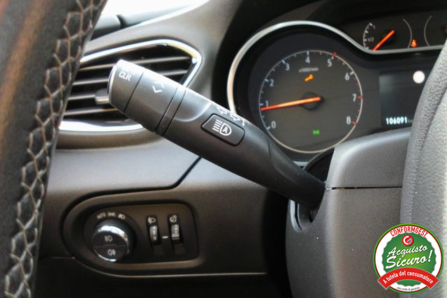 OPEL GRANDLAND 1.5 DIESEL ECOTEC AUT. BUSINESS  - foto 25