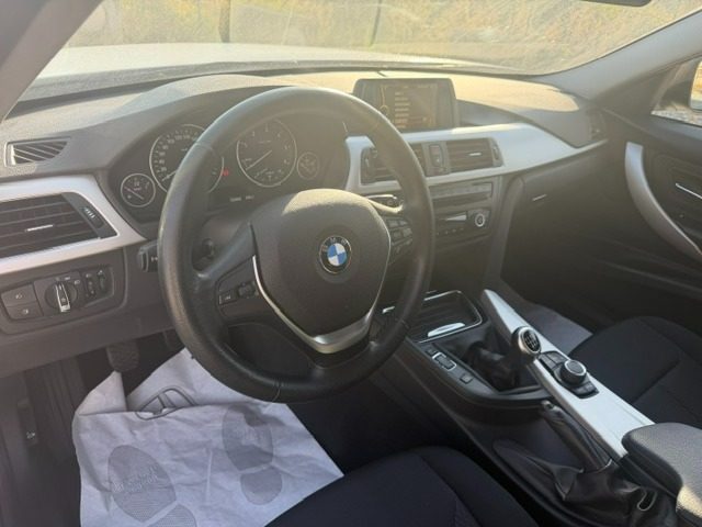 BMW 316 D TOURING - foto 12