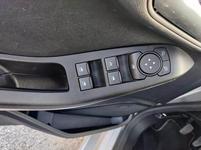 FORD FIESTA 1.1 75 CV 5 PORTE TITANIUM - foto 11