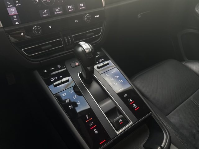 PORSCHE MACAN 2.0 T TETTO PANORAMICO  TUA DA 8 - foto 27