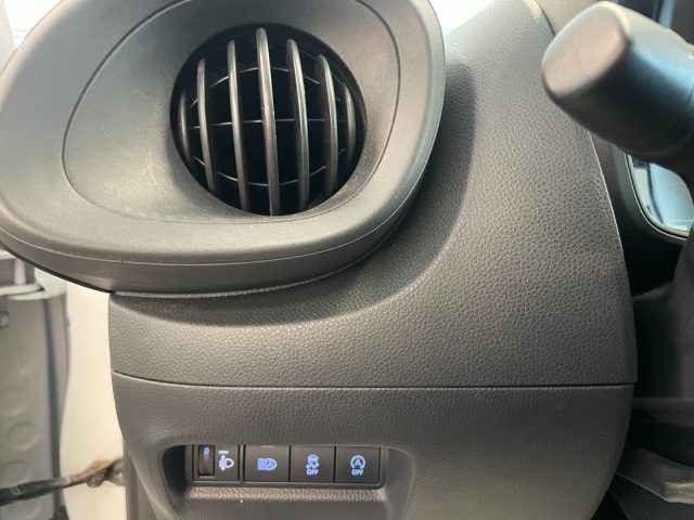 TOYOTA AYGO X 1.0 VVT-I 72 CV ACTIVE - foto 15