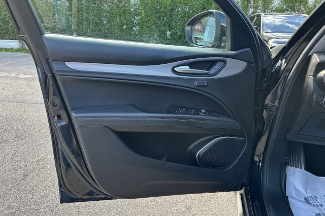 ALFA ROMEO STELVIO 2.2 TURBODIESEL 210 CV AT8 Q4 EX - foto 12