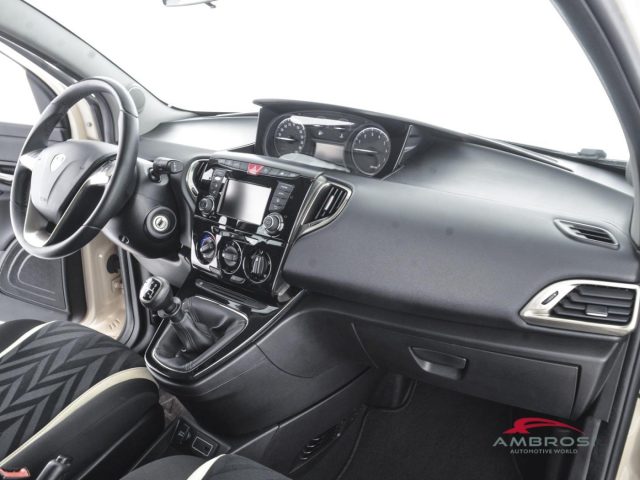 LANCIA YPSILON 1.2 69 CV 5 PORTE GOLD - foto 13