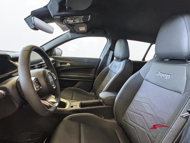 JEEP AVENGER E-HYBRID AVENGER ALTITUTE - foto 9