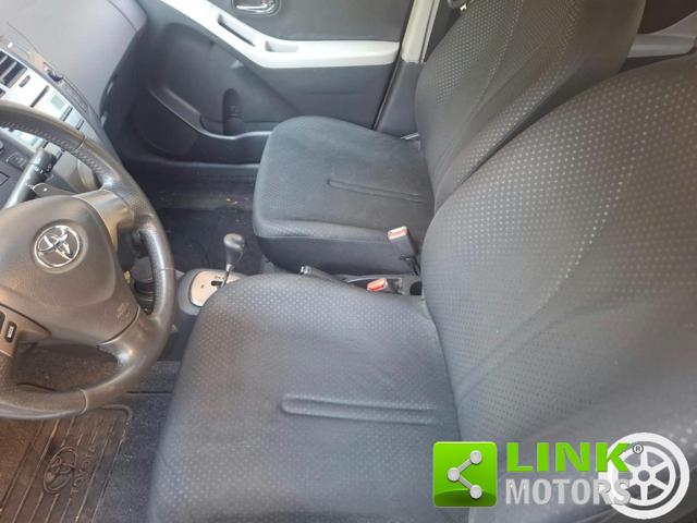 TOYOTA YARIS 1.3 5PORTE M-MT SOL CAMBIO AUTOM - foto 14