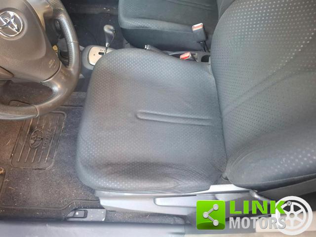 TOYOTA YARIS 1.3 5PORTE M-MT SOL CAMBIO AUTOM - foto 11