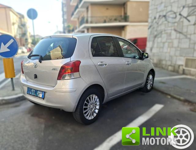 TOYOTA YARIS 1.3 5PORTE M-MT SOL CAMBIO AUTOM - foto 7