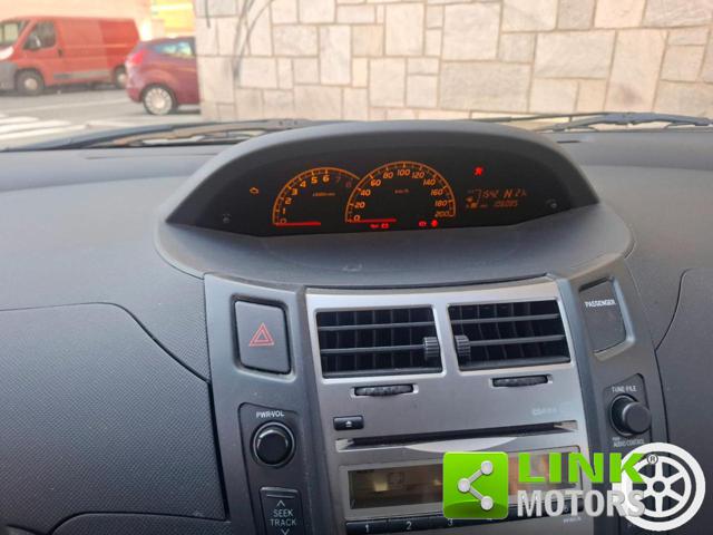 TOYOTA YARIS 1.3 5PORTE M-MT SOL CAMBIO AUTOM - foto 15