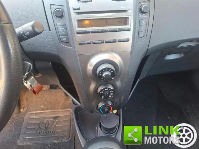 TOYOTA YARIS 1.3 5PORTE M-MT SOL CAMBIO AUTOM - foto 16