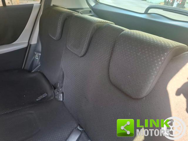 TOYOTA YARIS 1.3 5PORTE M-MT SOL CAMBIO AUTOM - foto 12