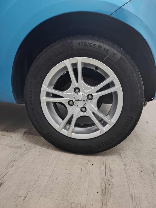 FORD KA+ 1.2 8V 69CV 49.000KM - foto 8