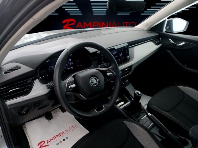 SKODA KAMIQ 1.0 TSI 115 CV BLACK DOTS KM 31. - foto 13