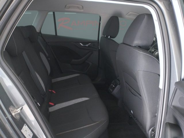 SKODA KAMIQ 1.0 TSI 115 CV BLACK DOTS KM 31. - foto 16
