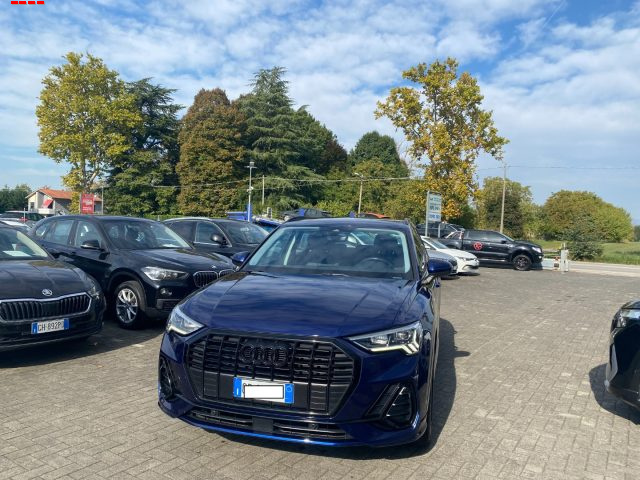 AUDI Q3 35 TDI QUATTRO S TRONIC S LINE E - foto 2