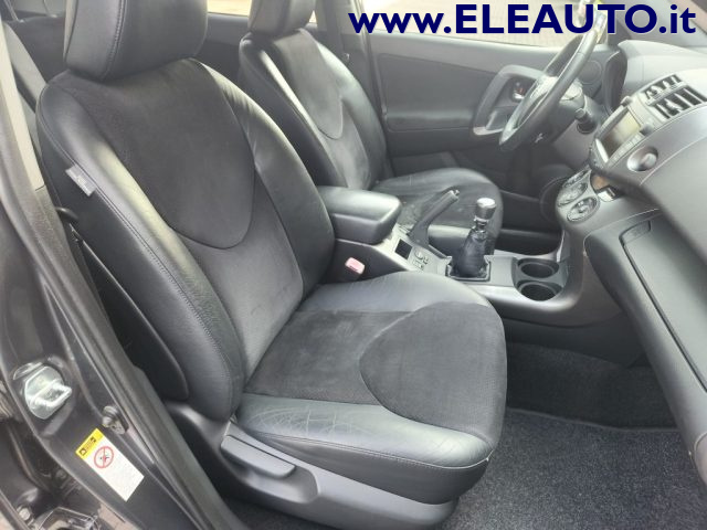 TOYOTA RAV 4 RAV4 2.2 D-4D 150 CV DPF EXCLUSI - foto 14
