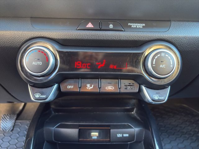 KIA STONIC 1.0 T-GDI MHEV STYLE 100 CV - foto 17