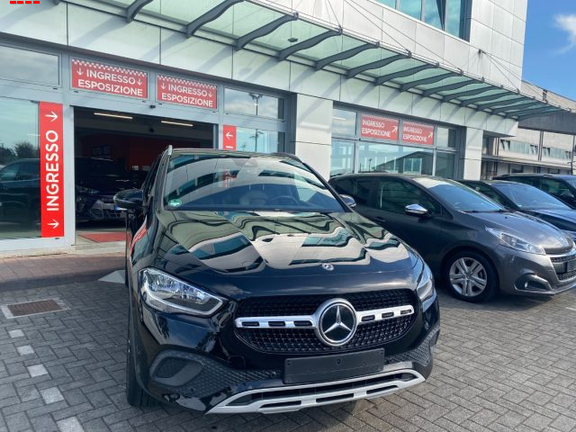 MERCEDES-BENZ GLA 180 AUTOMATIC EXECUTIVE - foto 2