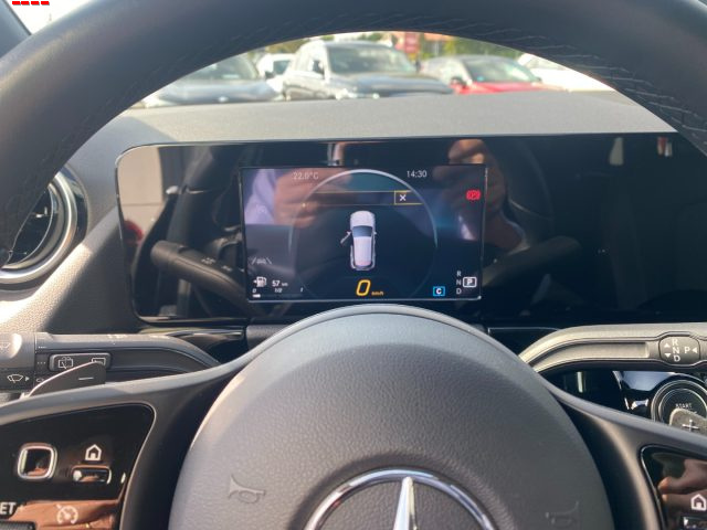 MERCEDES-BENZ GLA 180 AUTOMATIC EXECUTIVE - foto 9