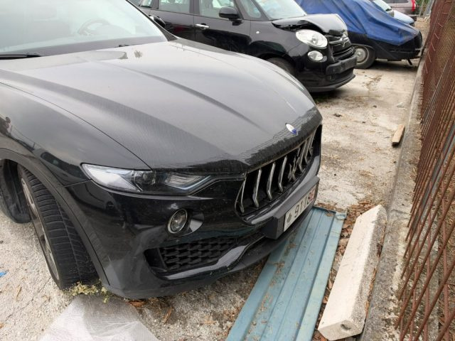 MASERATI LEVANTE V6 DIESEL 275 CV AWD INCIDENTATA - foto 8