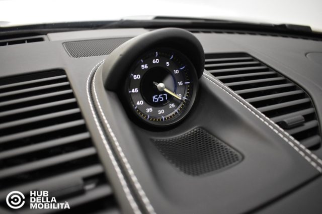 PORSCHE 911 GT3 TOURING - foto 19
