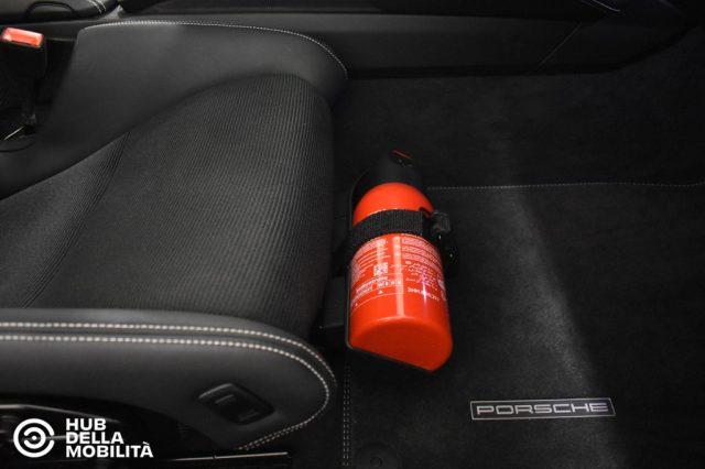 PORSCHE 911 GT3 TOURING - foto 29