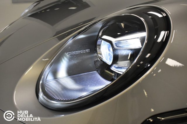 PORSCHE 911 GT3 TOURING - foto 32