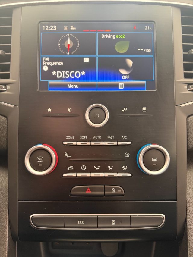 RENAULT MEGANE MÉGANE DCI 8V 110 CV ENERGY BOSE - foto 12